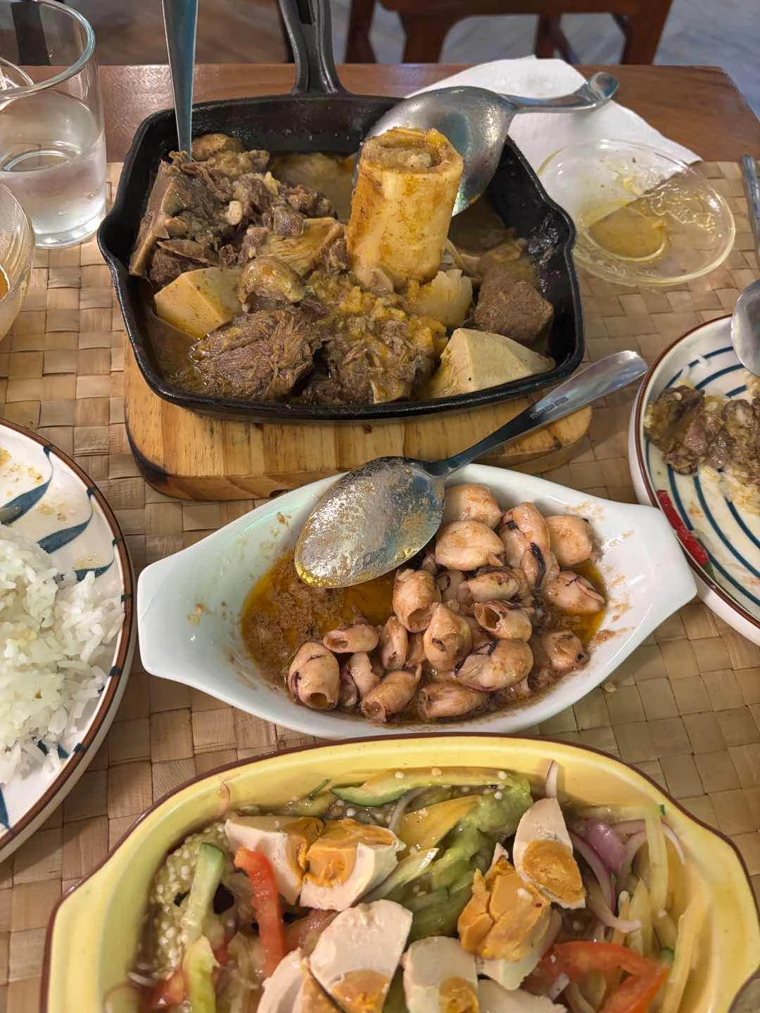 kansi, baby squid, ensalada, kinilaw — otentik filipino!