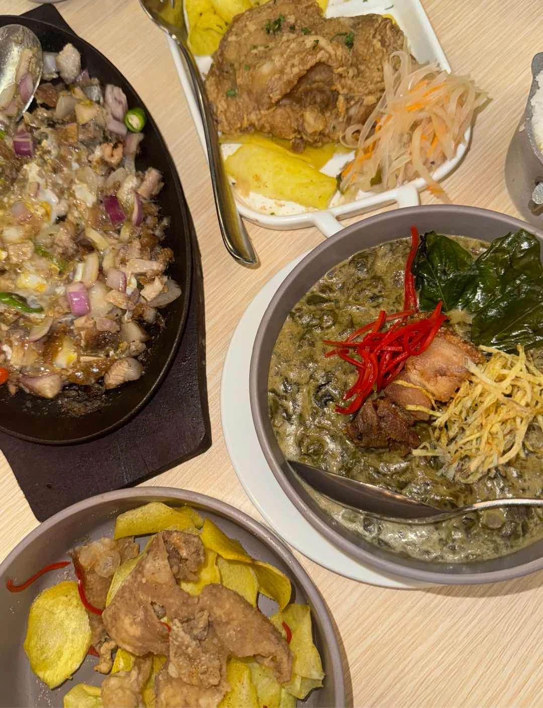 sisig, chicken skin, ombu chicken, laing