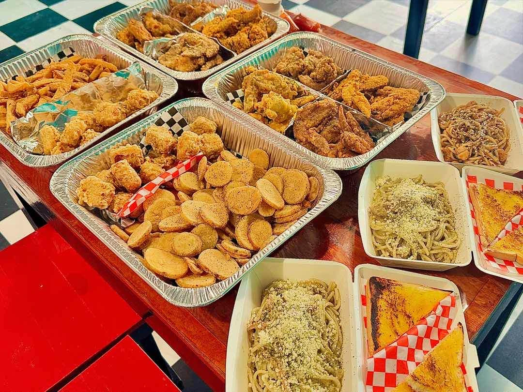 Ambiance of Chickee Fridays