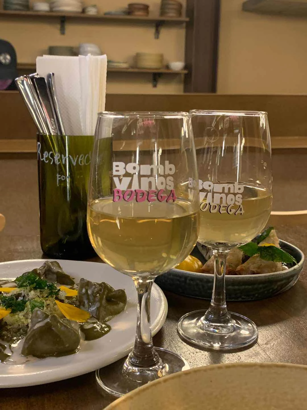No Es Pituko Viognier