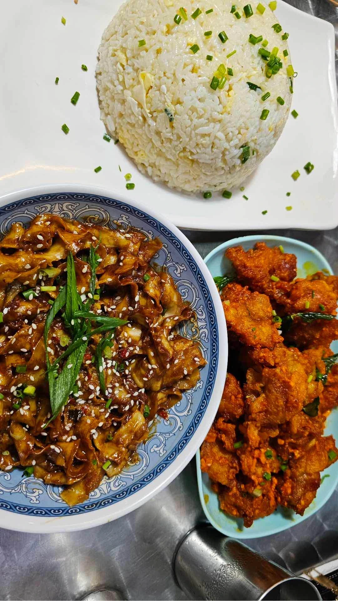 Chili peanut and salted egg wings