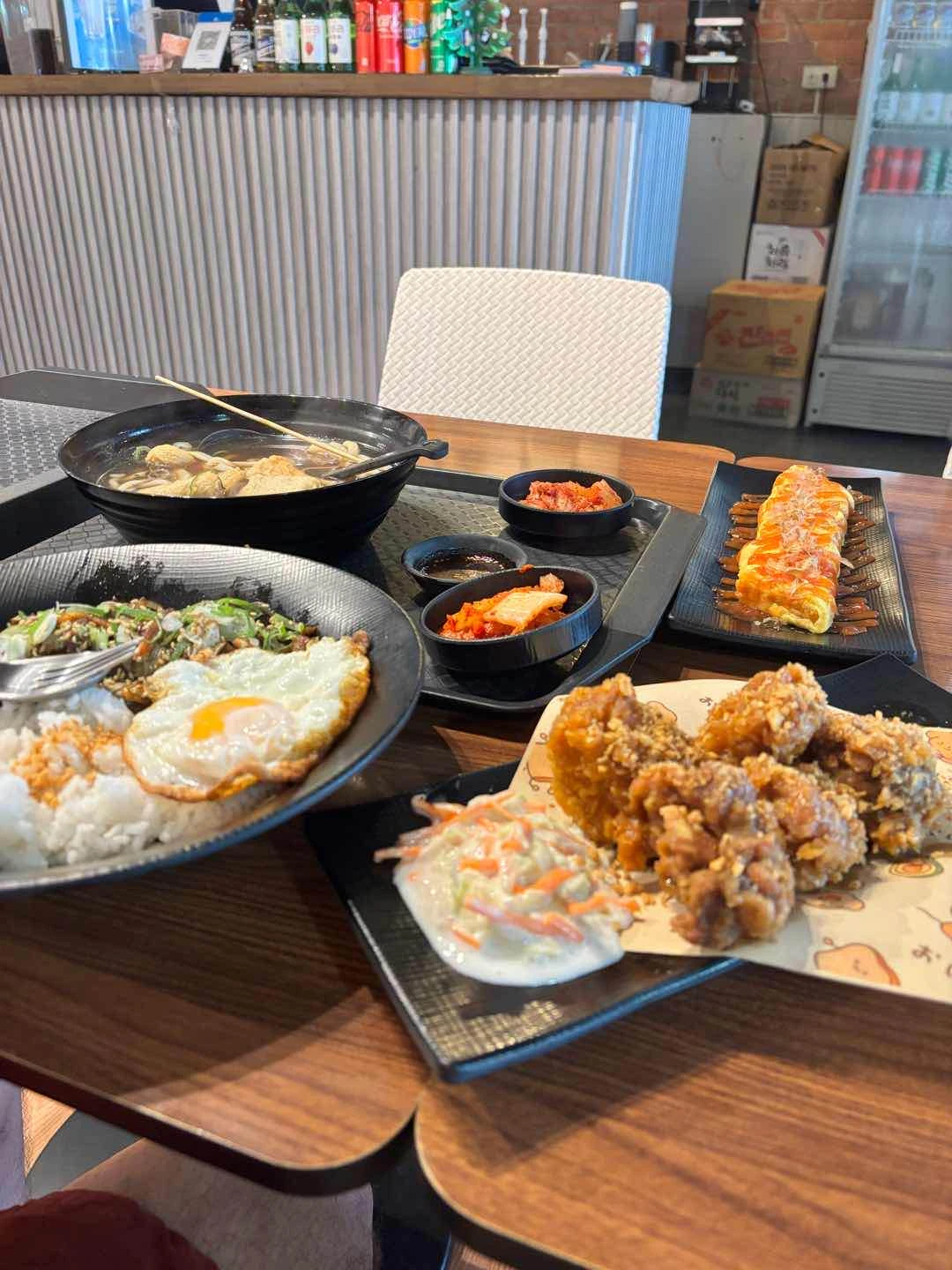 Delish korean food 😌