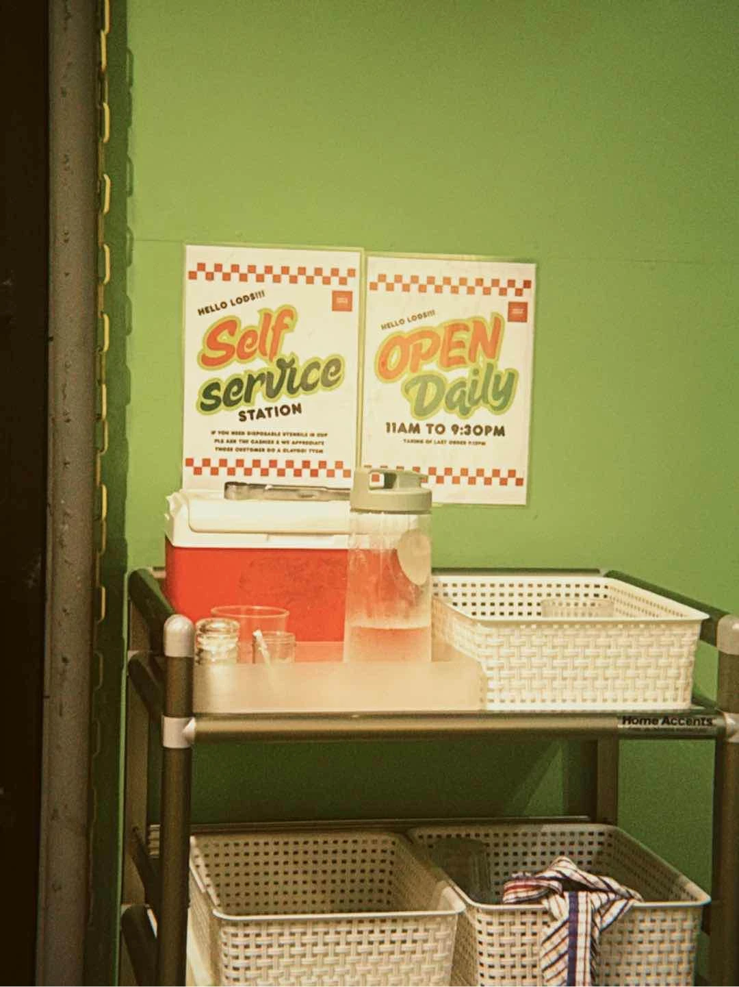 Ambiance of Macy’s Burger