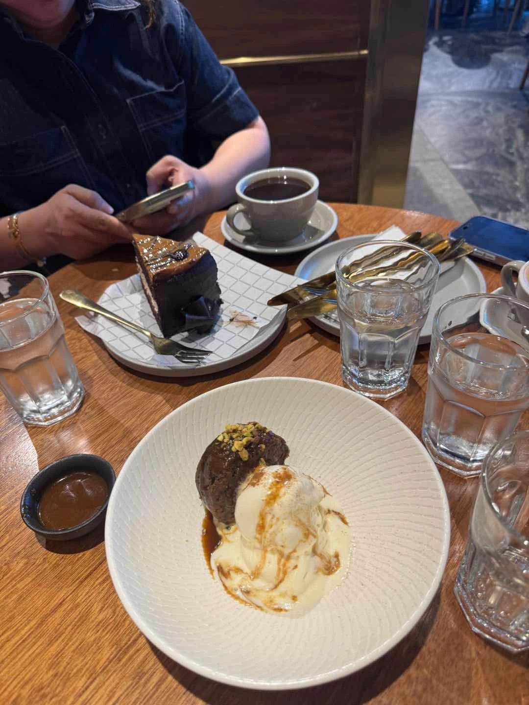 sticky toffee pudding
