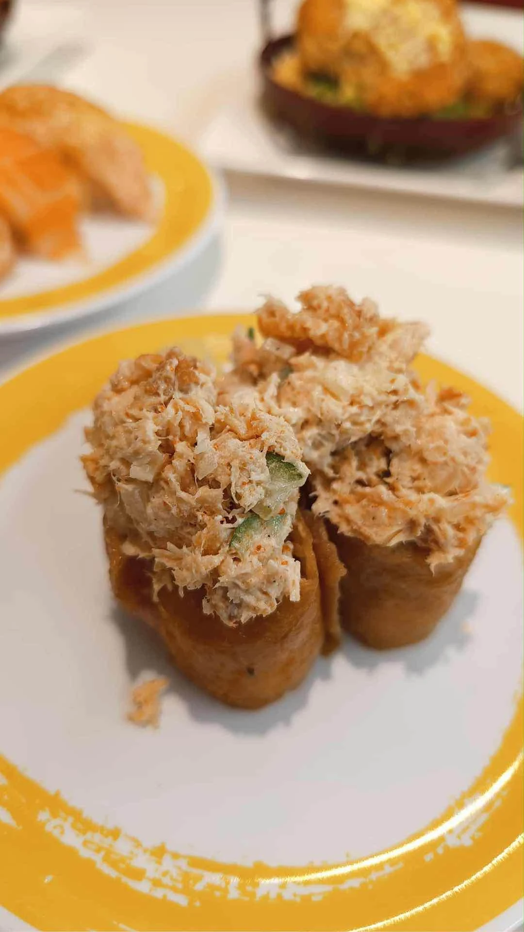 Spicy Salmon Gunkan