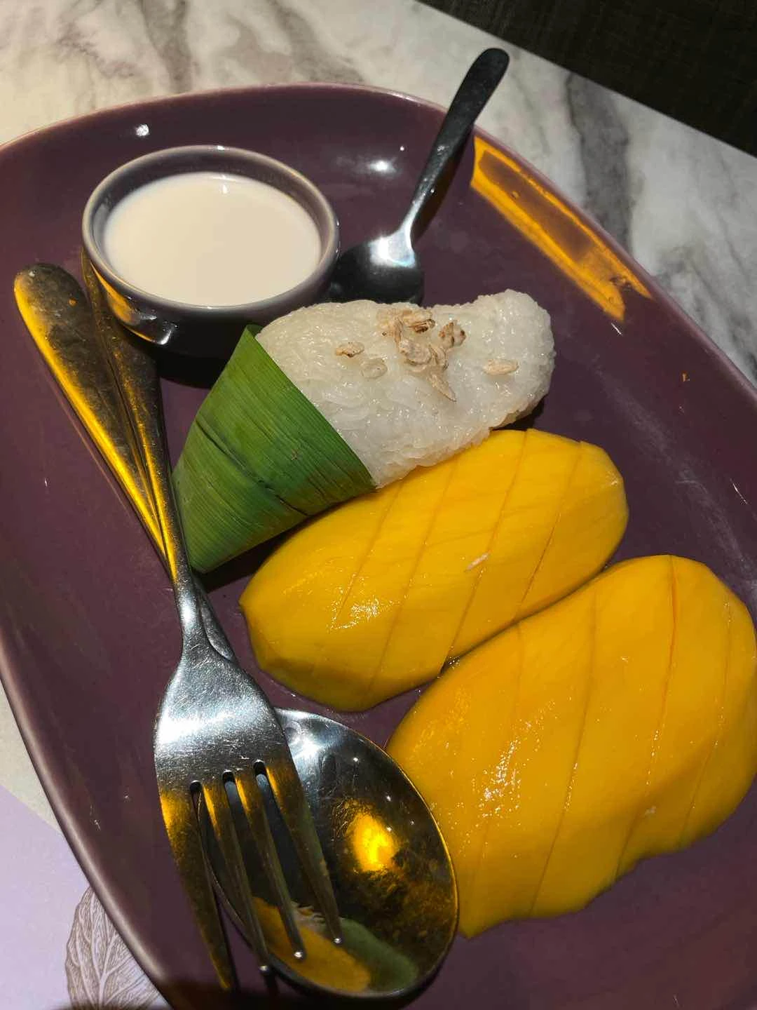 Khao Niew Ma Muang (Mango & Sticky Rice w/ Coconut Milk)