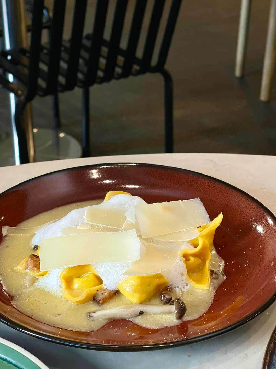 ricotta truffle capellacci of Eesome