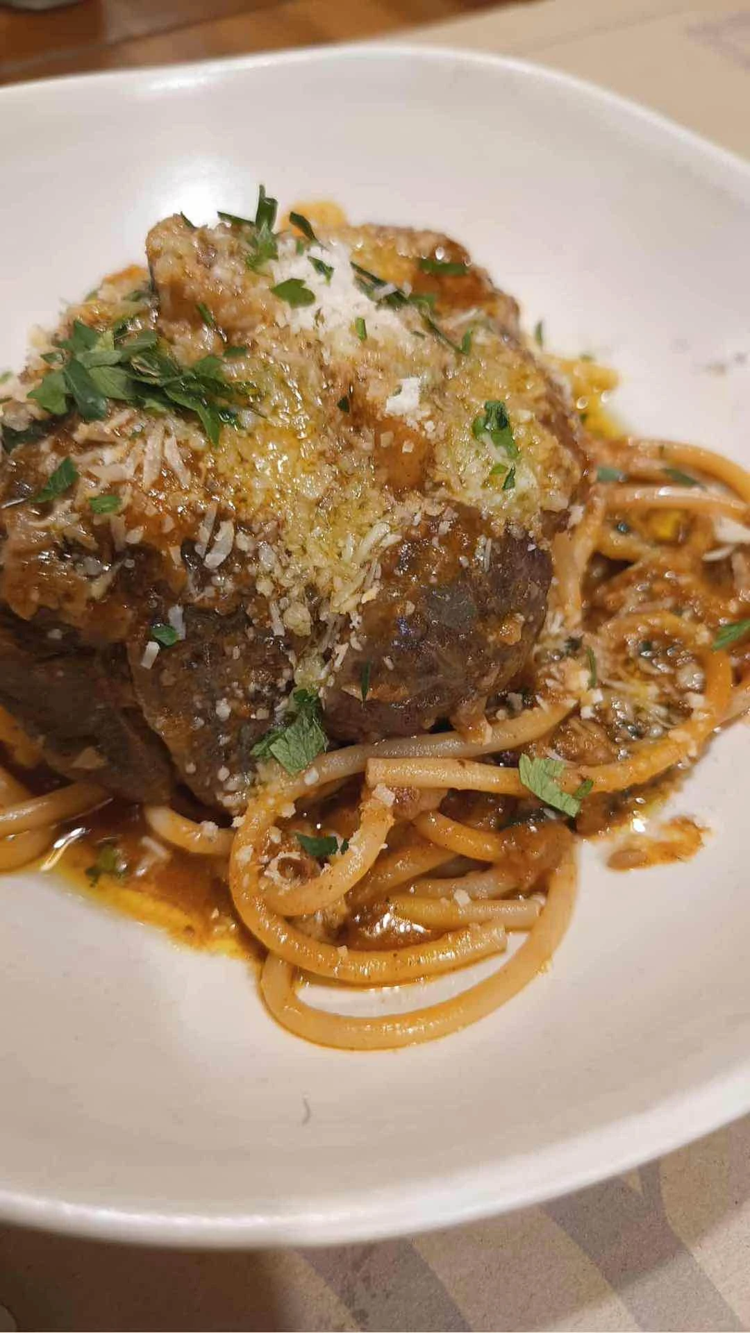 Greek Osso Bucco Pastisado