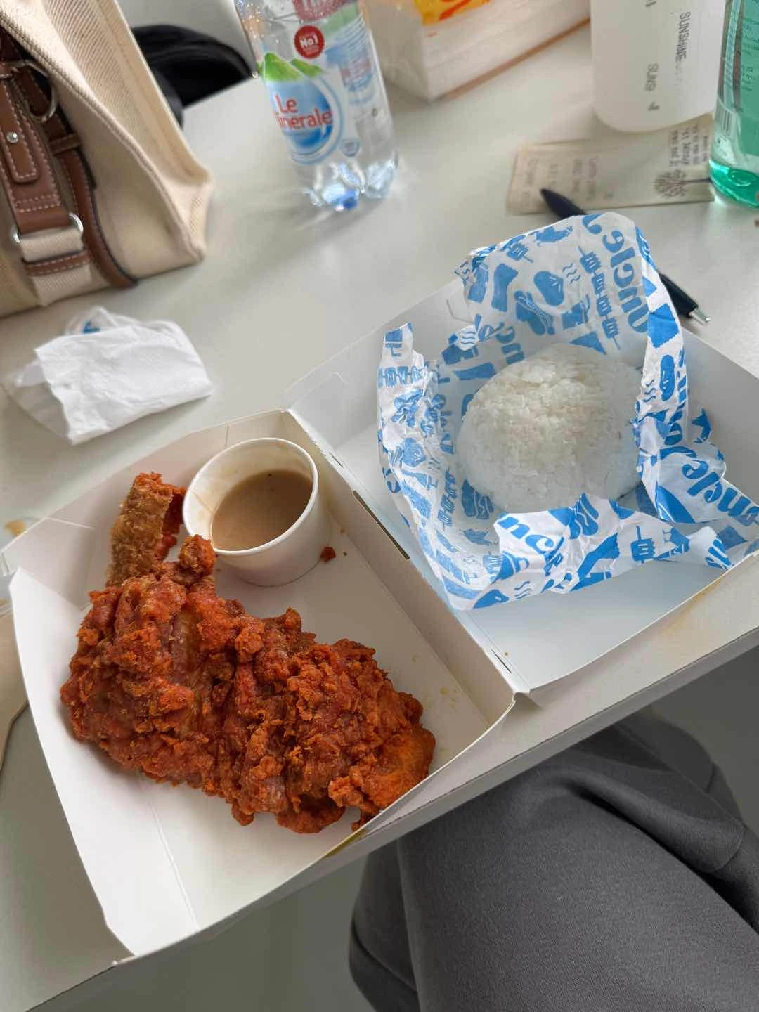 Spicy chicken fillet w rice or sandwich