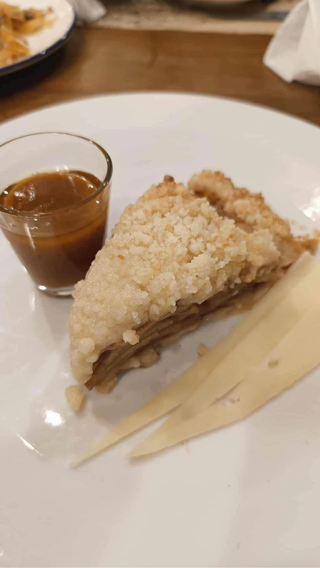 Apple pie with gouda cheese and butterscotch