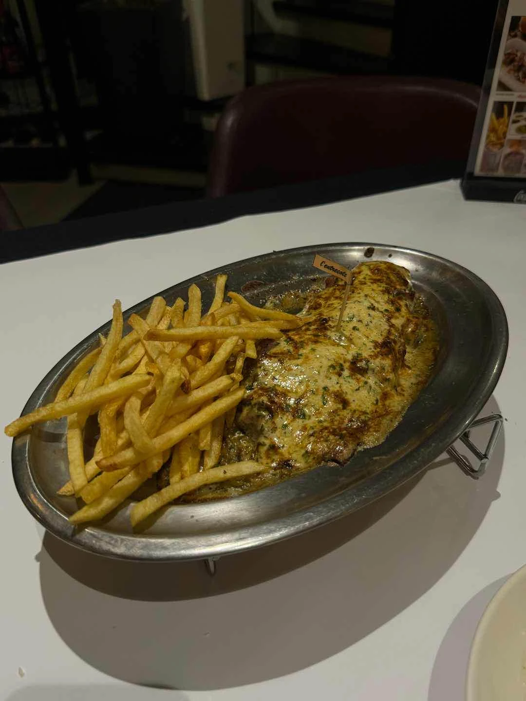 The L’Entrecote Steak with unli fries