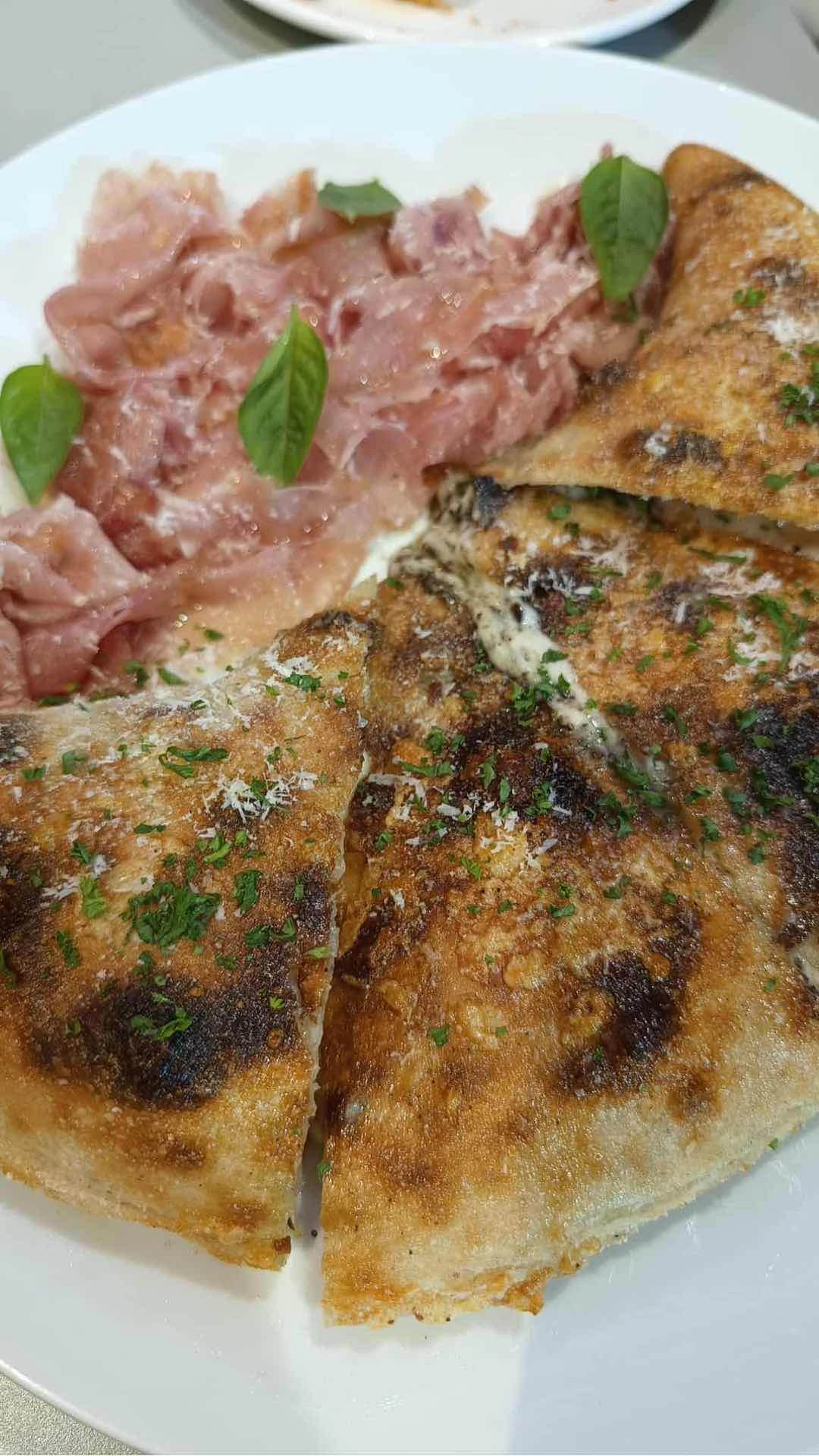 Truffzone of Crosta Pizzeria