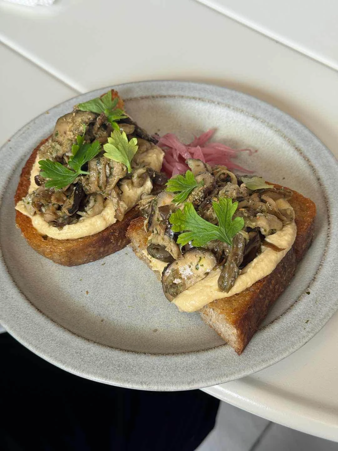 hummus toast of Scratch