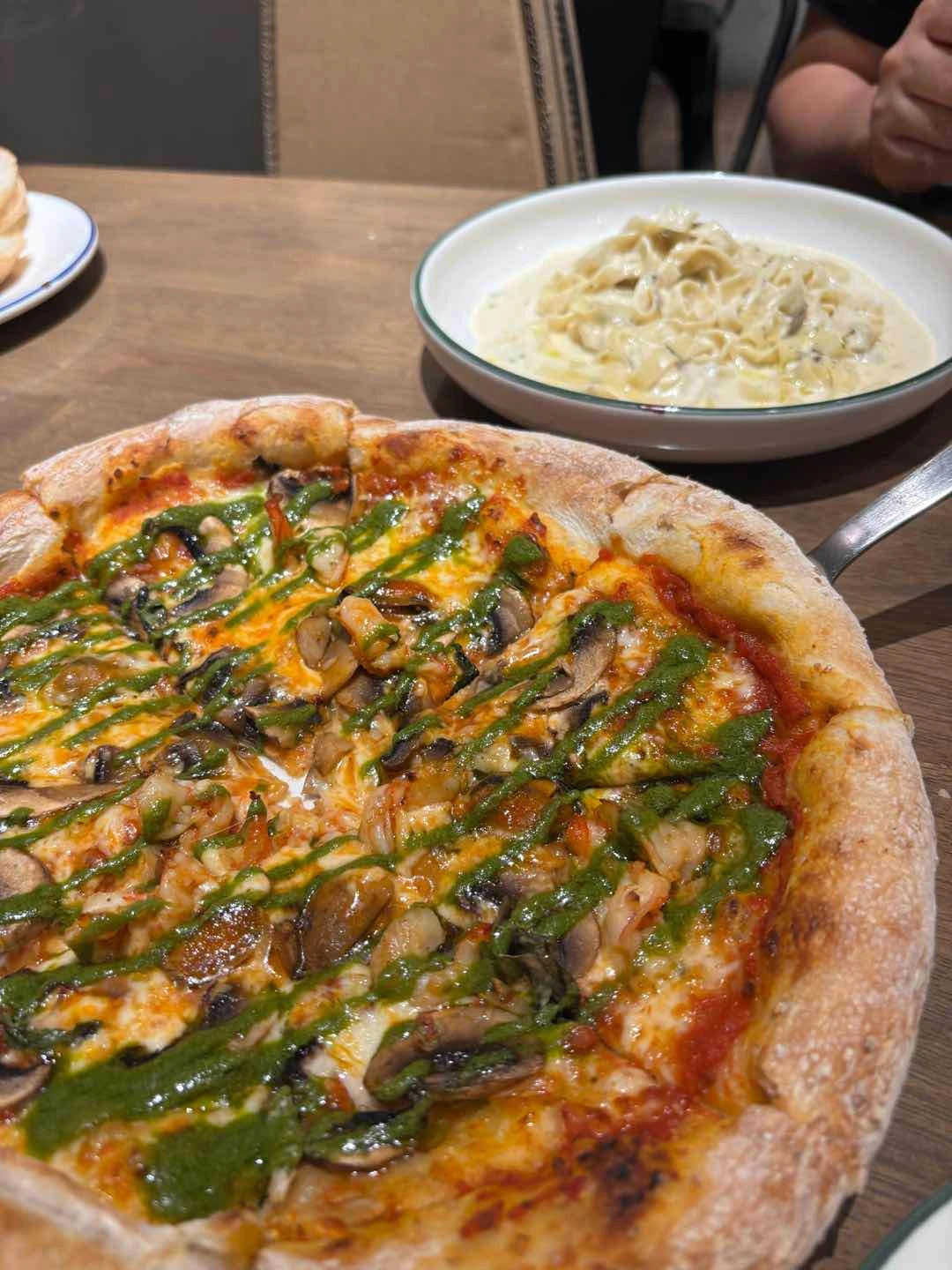 Frutti Di Mare Pizza