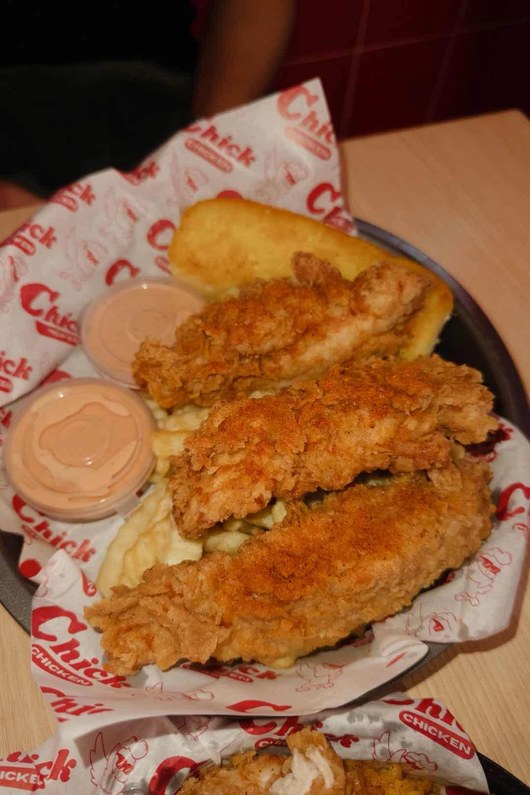 3 pc chicken tenders with brioche of Chick Chicken