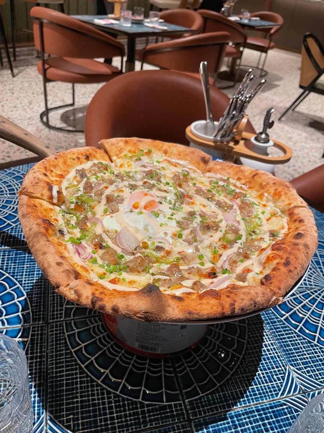 sisig pizza