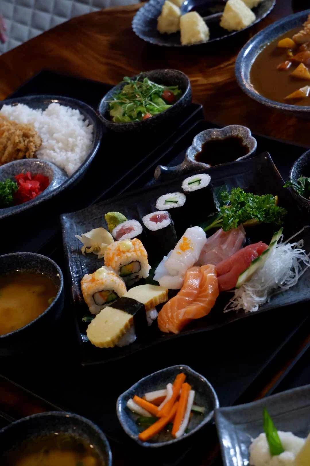 Sushi & Sashimi Teishoku