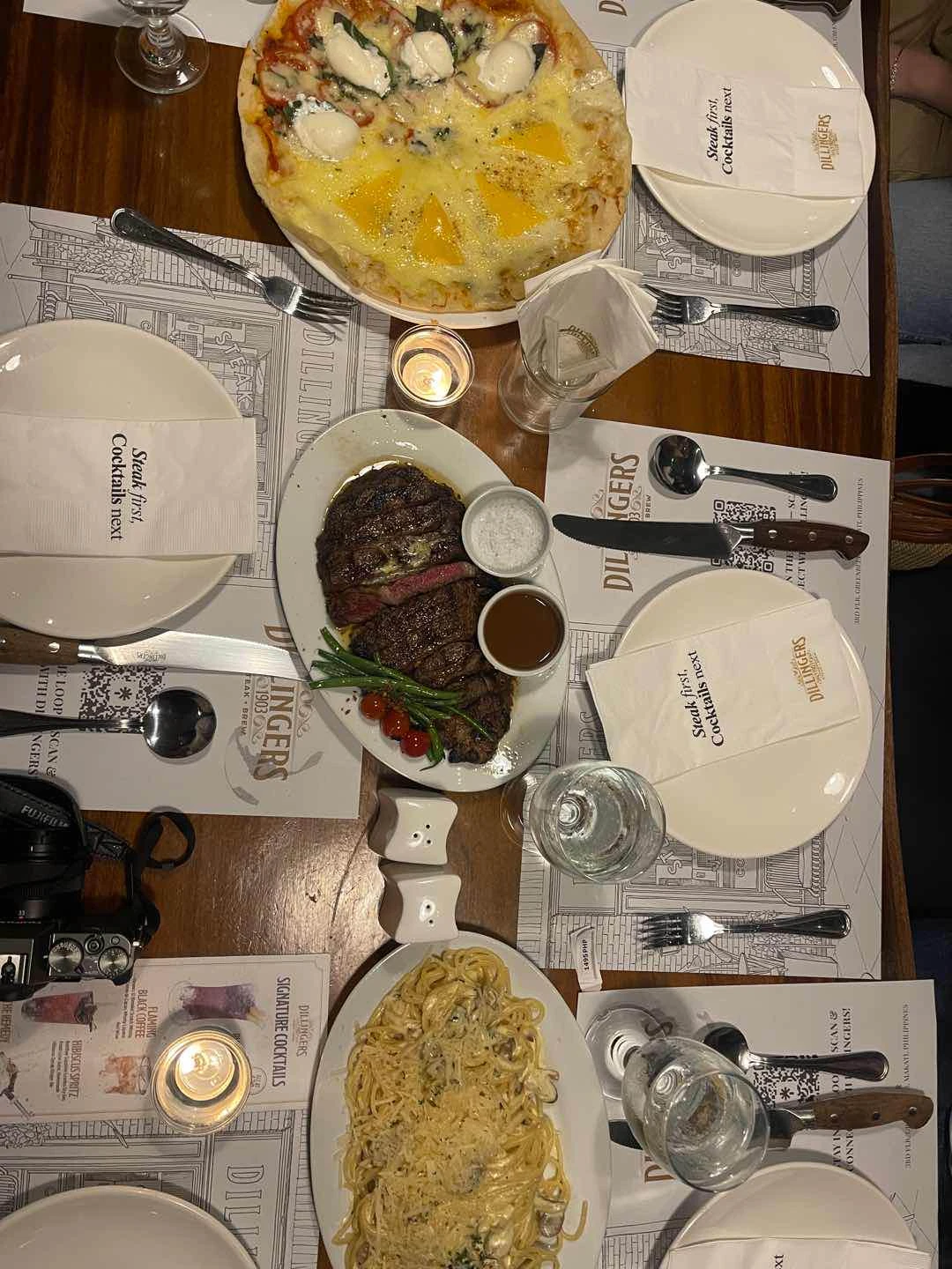 food of Dillingers 1903 Steak and Brew