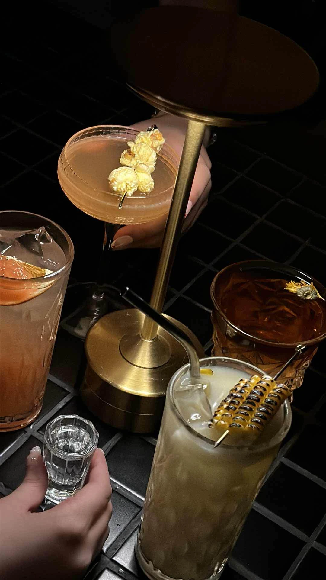 perya parade, barya sa guada, mais con highball & a mocktail!