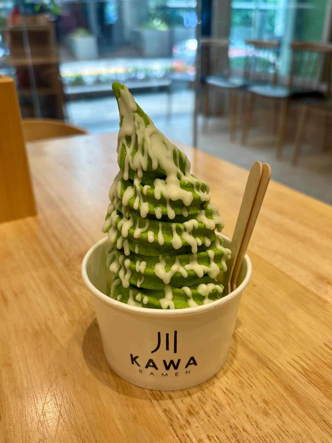 matcha soft cream 😋