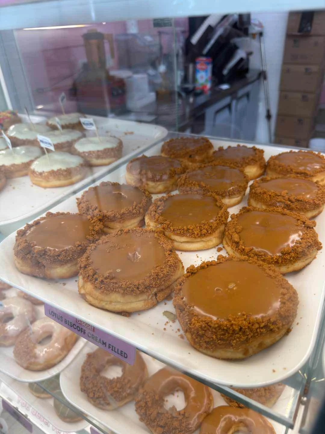 Lotus biscoff and philadelphia glazed