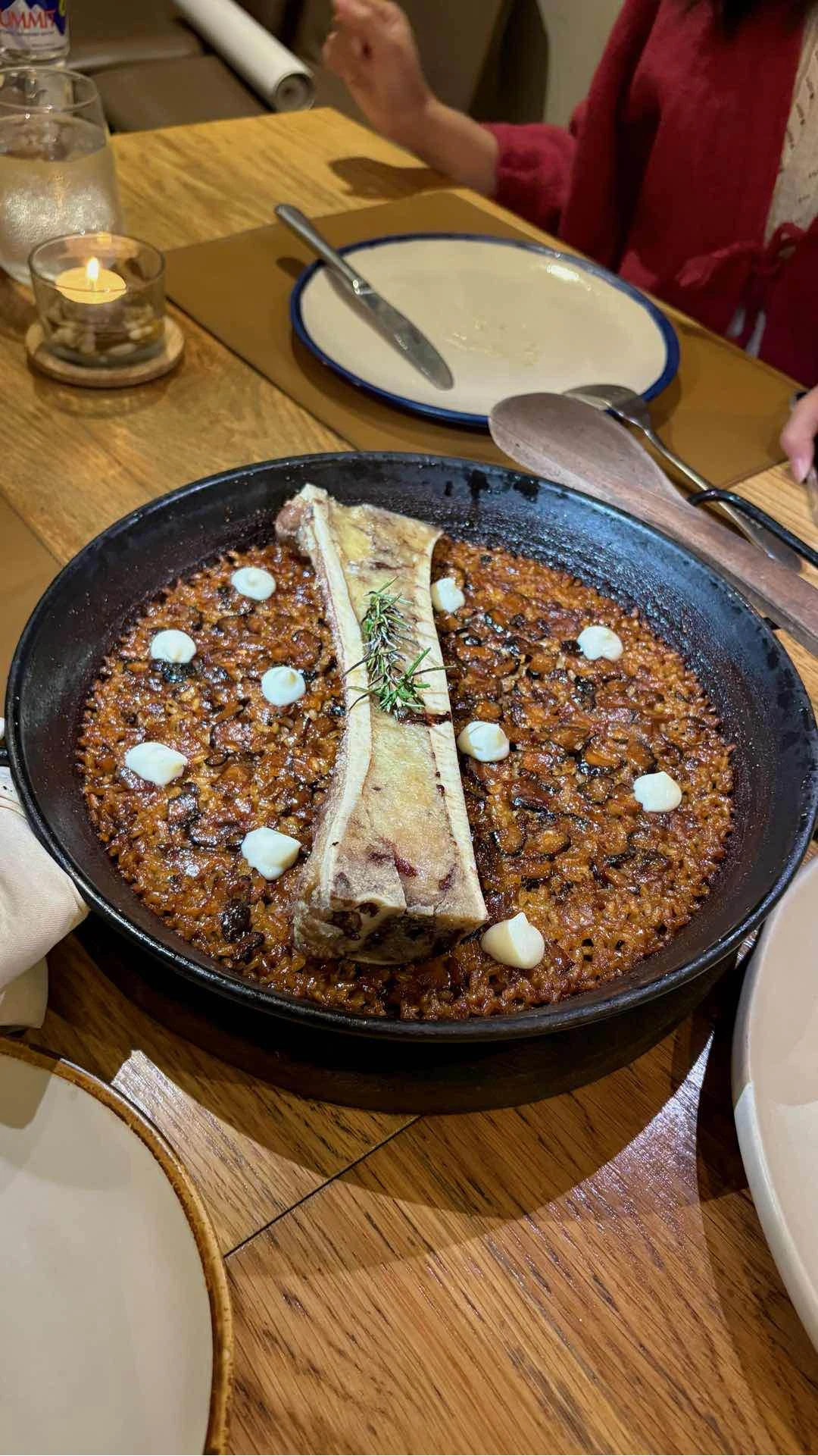 Setas y tuetano 8/10