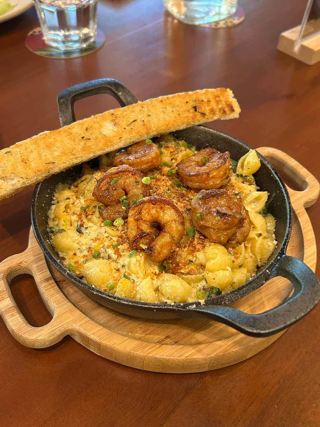 Prawn mac and cheese
