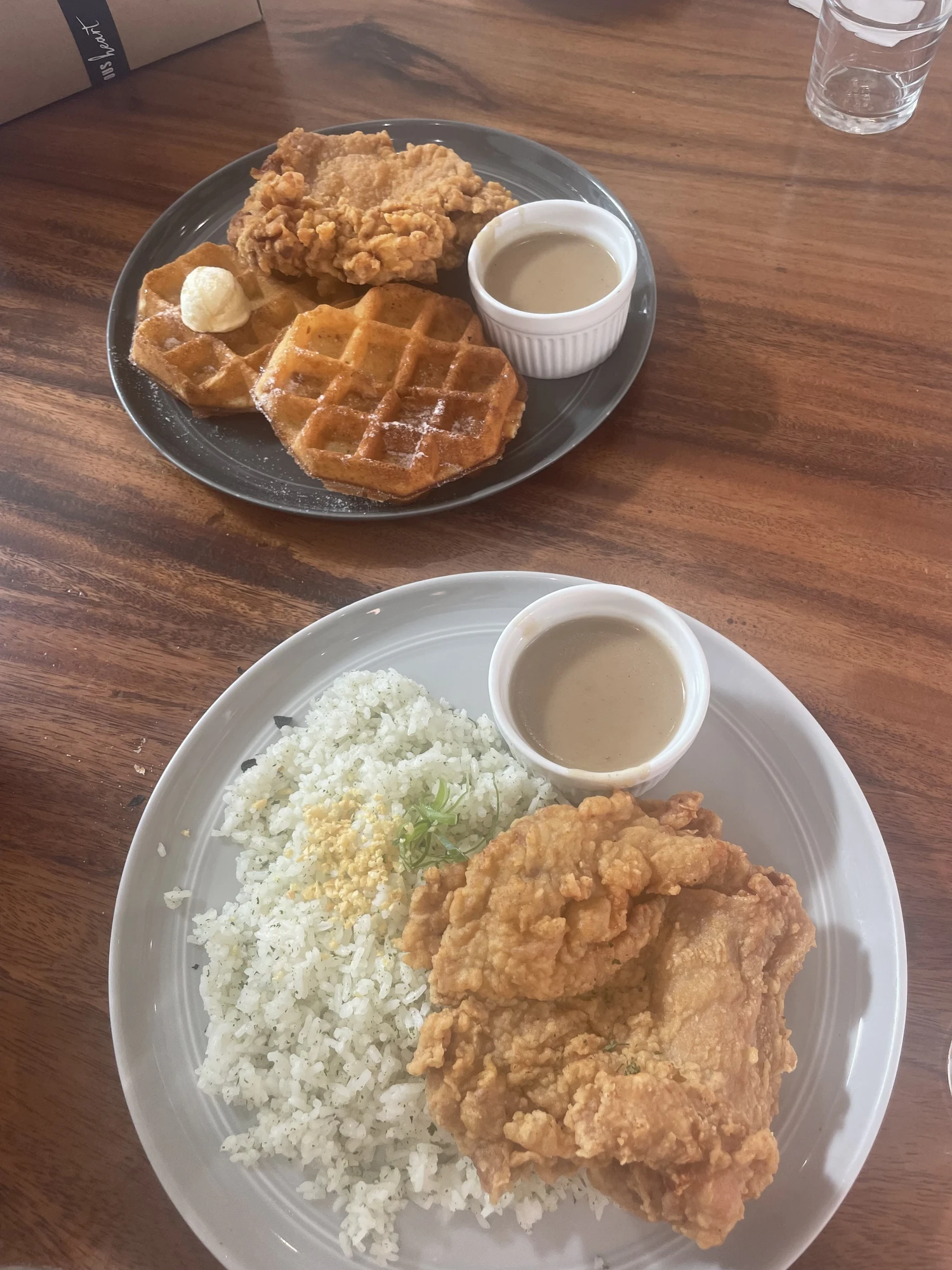 Famous chicken & rice - 380.00; famous chicken & waffles - 480.00