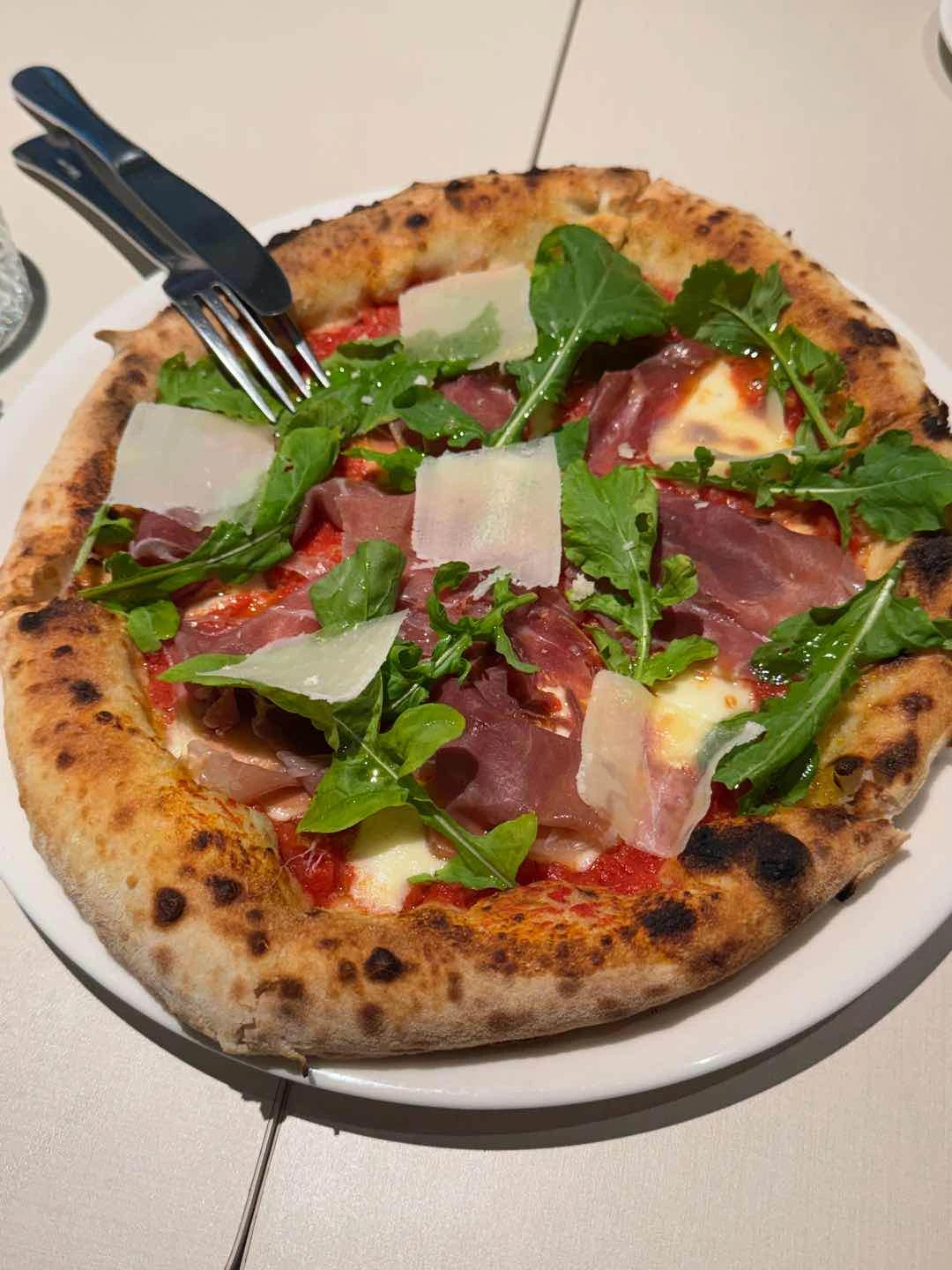 Prosciutto and rucola of a mano BGC