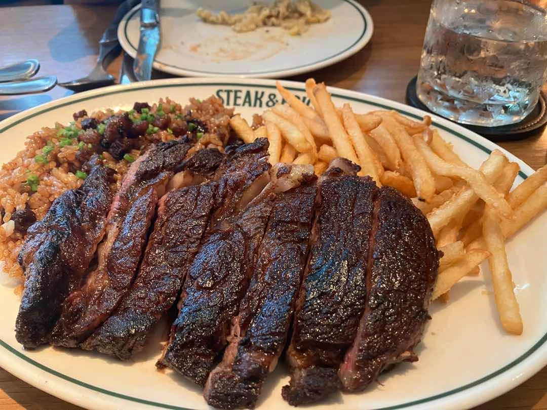US Steak- Yum (tbh, like Mamou’s better)