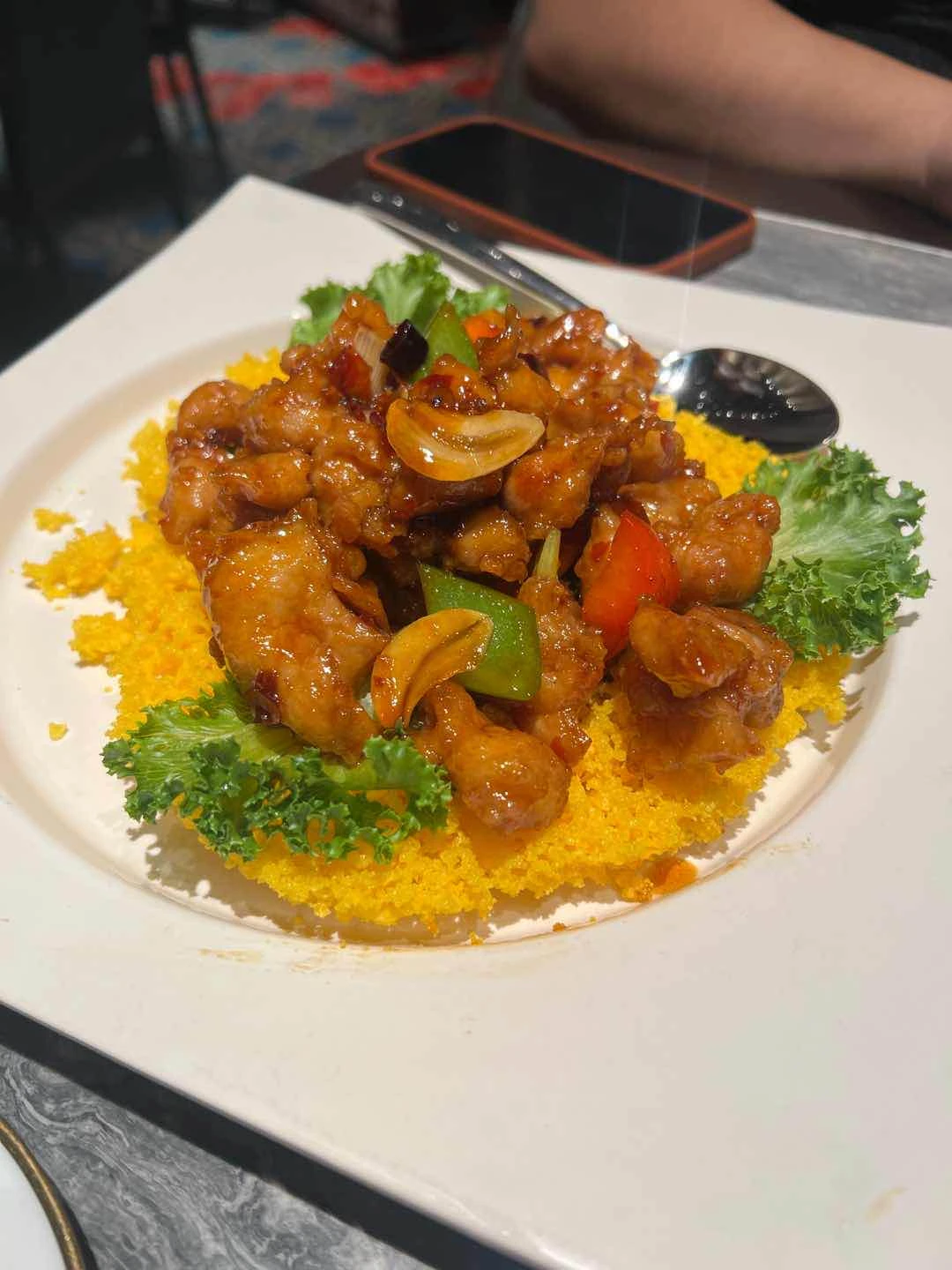Wok Fried Chicken Walnut