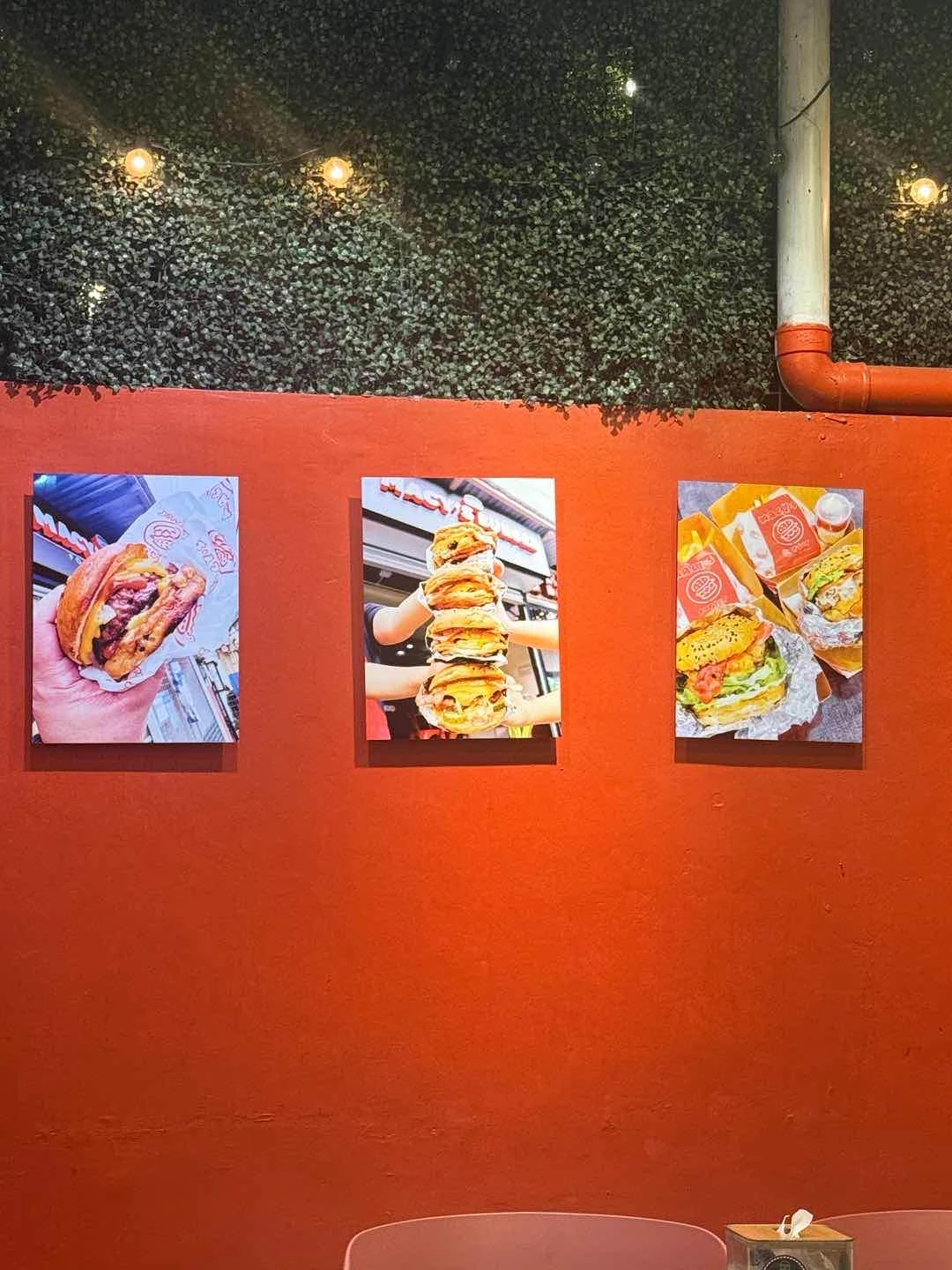 Ambiance of Macy’s Burger