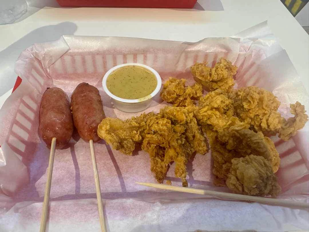 spicy chicken poppers with taiwan sausage