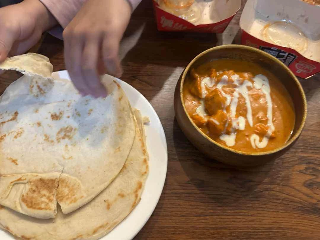 Butter Chicken Masala & Pita