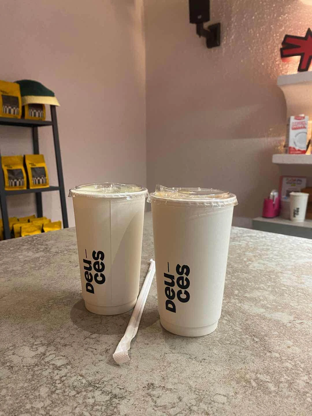 Iced lattes 