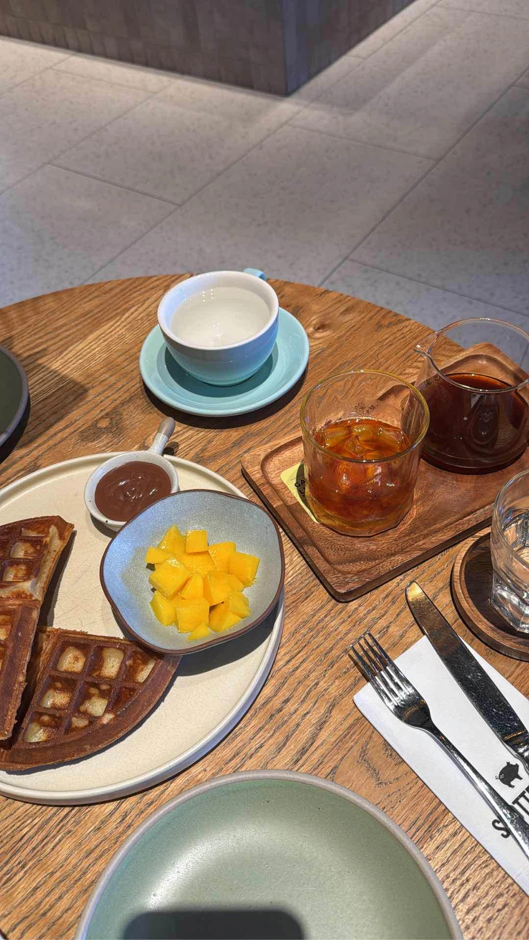 Mochi Waffle & Pour Over
