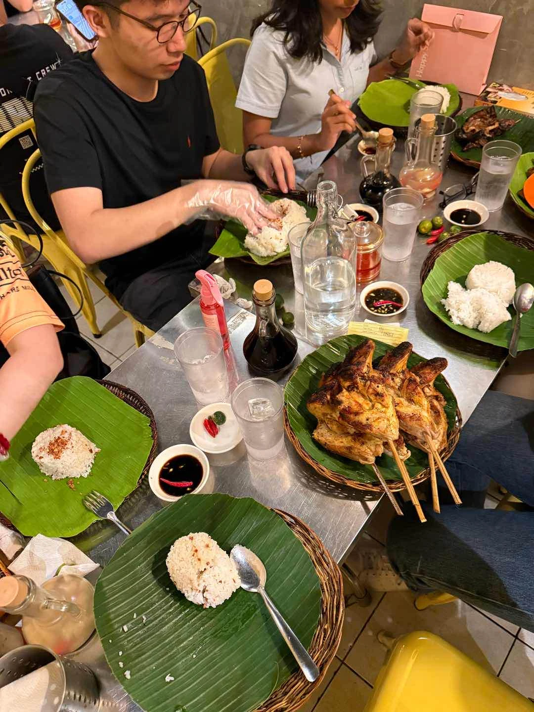 Pecho, Paa, Pakpak, Isol, Liempo of C.H.E. Bacolod Chicken House Express