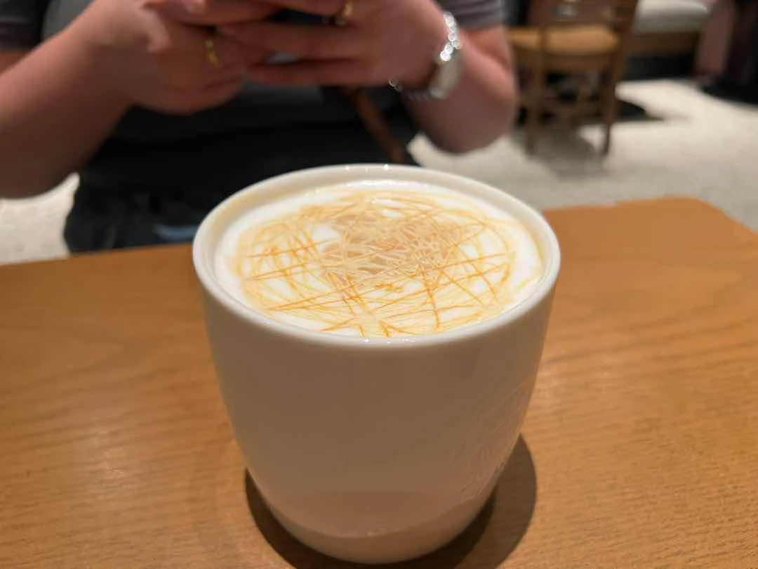 Hot macchiatto