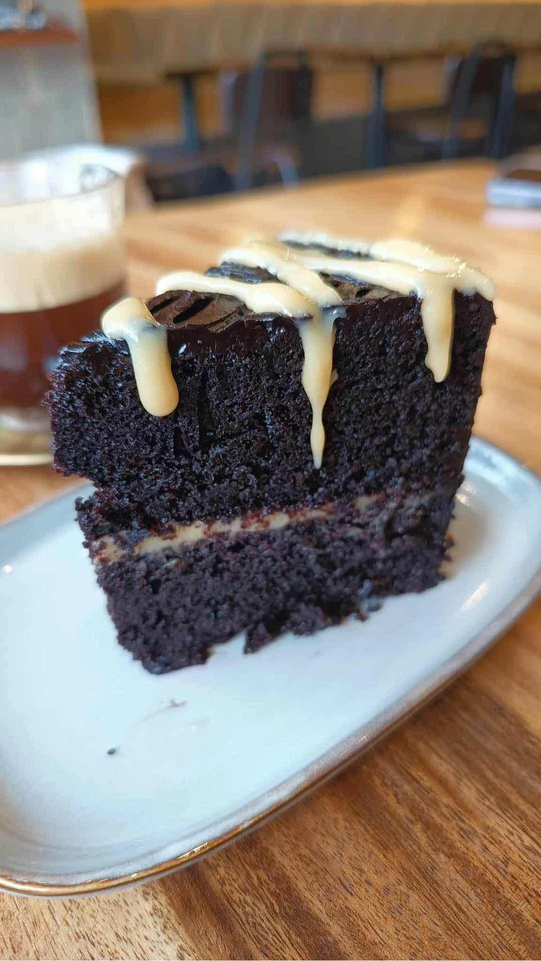 Old-fashioned Chocolate Cake