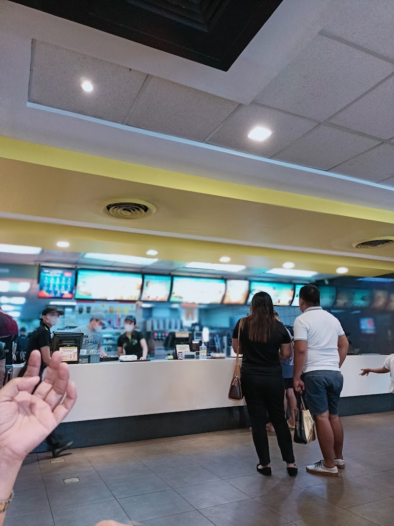 Review Photo of McDonald's Lipa Cathedral