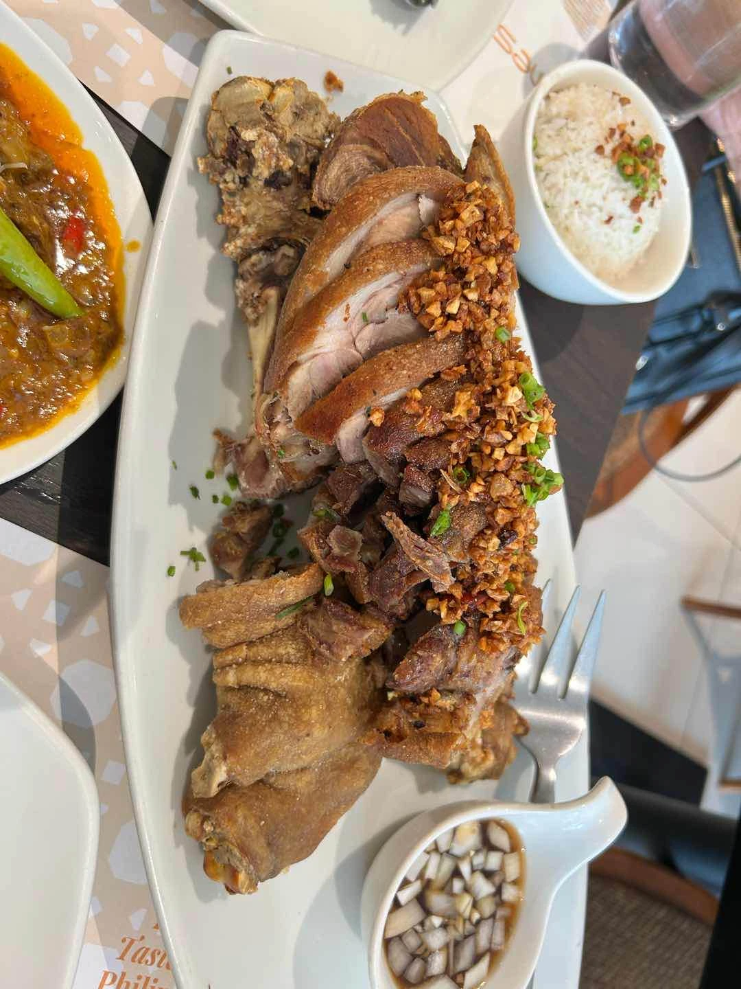 4/10. We had better crispy pata on other restaus.