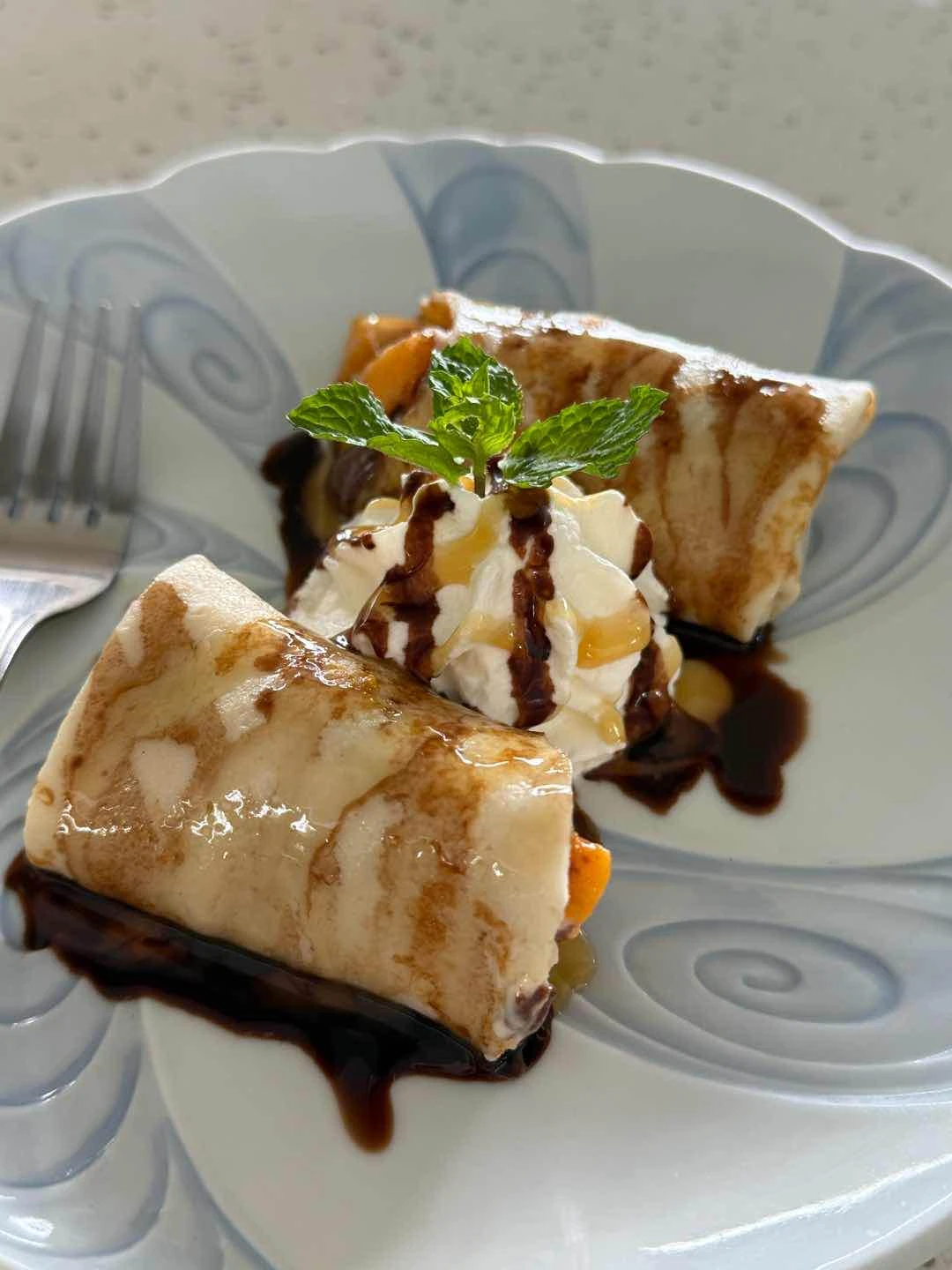 mango crepe