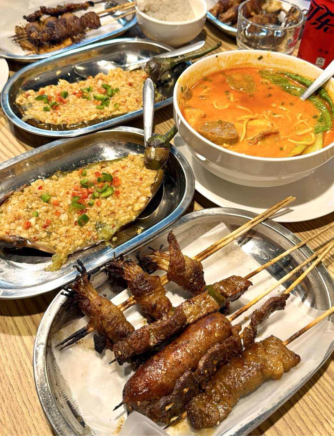 Skewers, Eggplant with Garlic