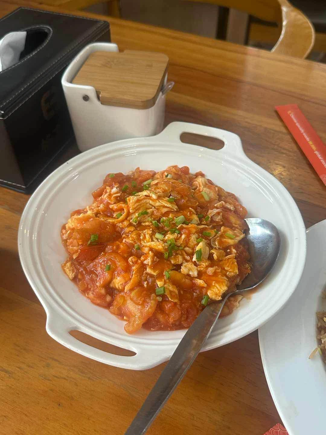 Egg with Tomato
