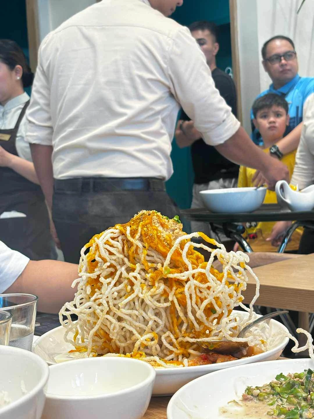 crispy pancit palabok
