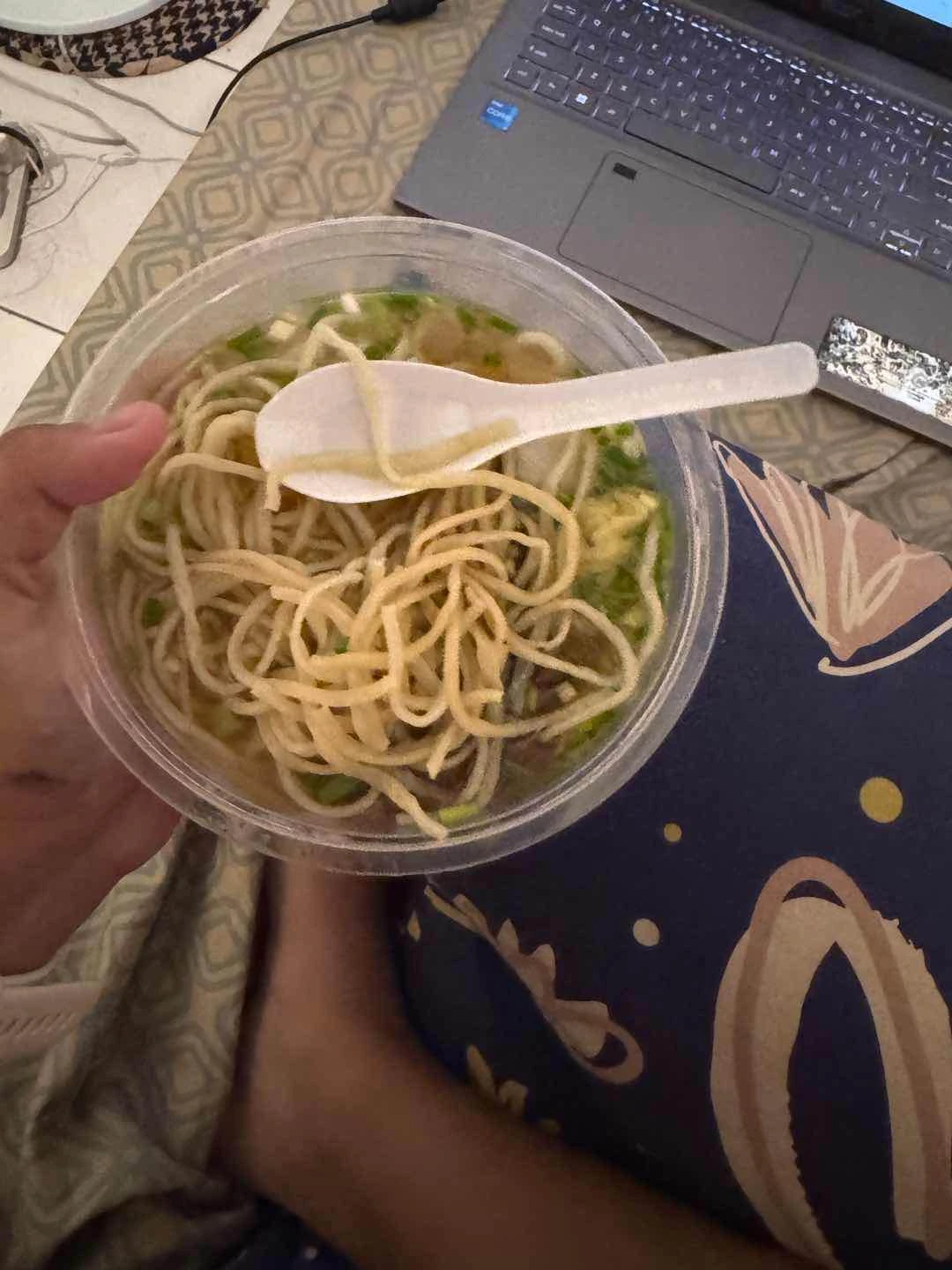 wonton beef noodles