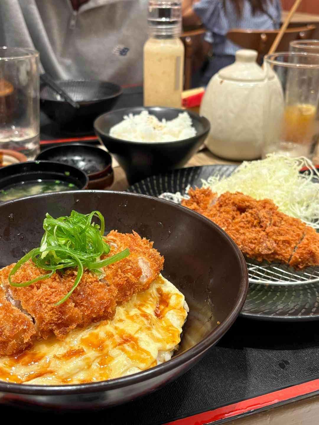 rosu set, crispy katsudon