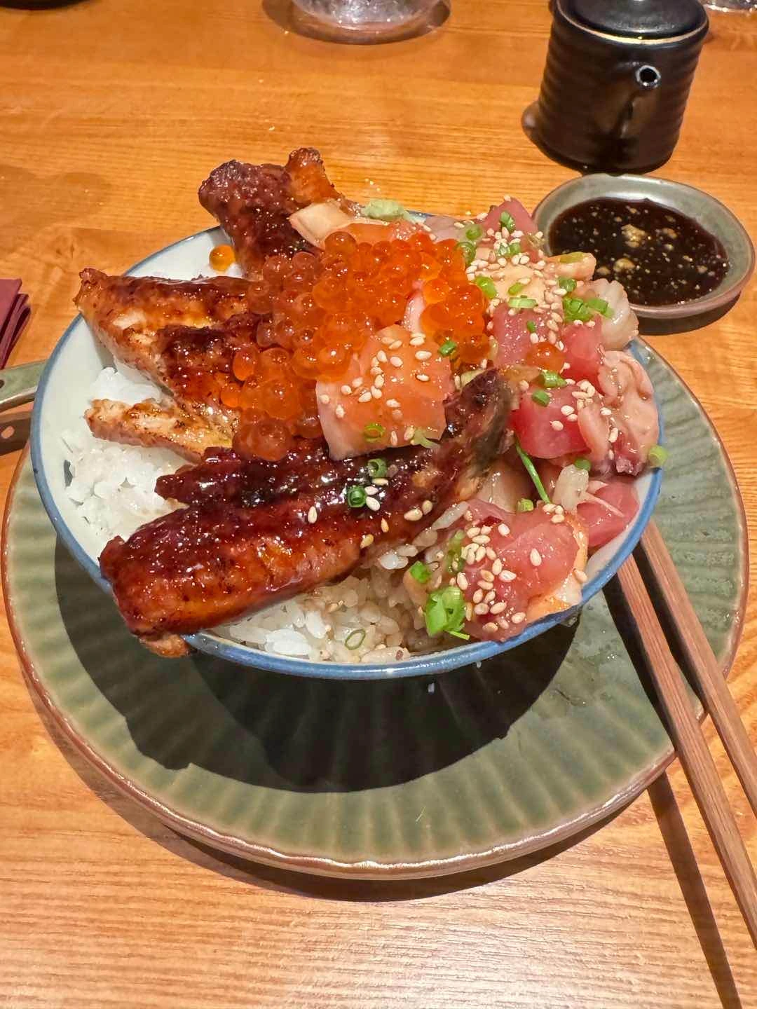 the salmon and unagi bowl