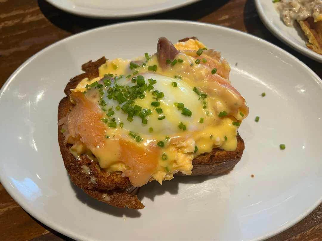 Smoked Salmon & Eggs on Toast