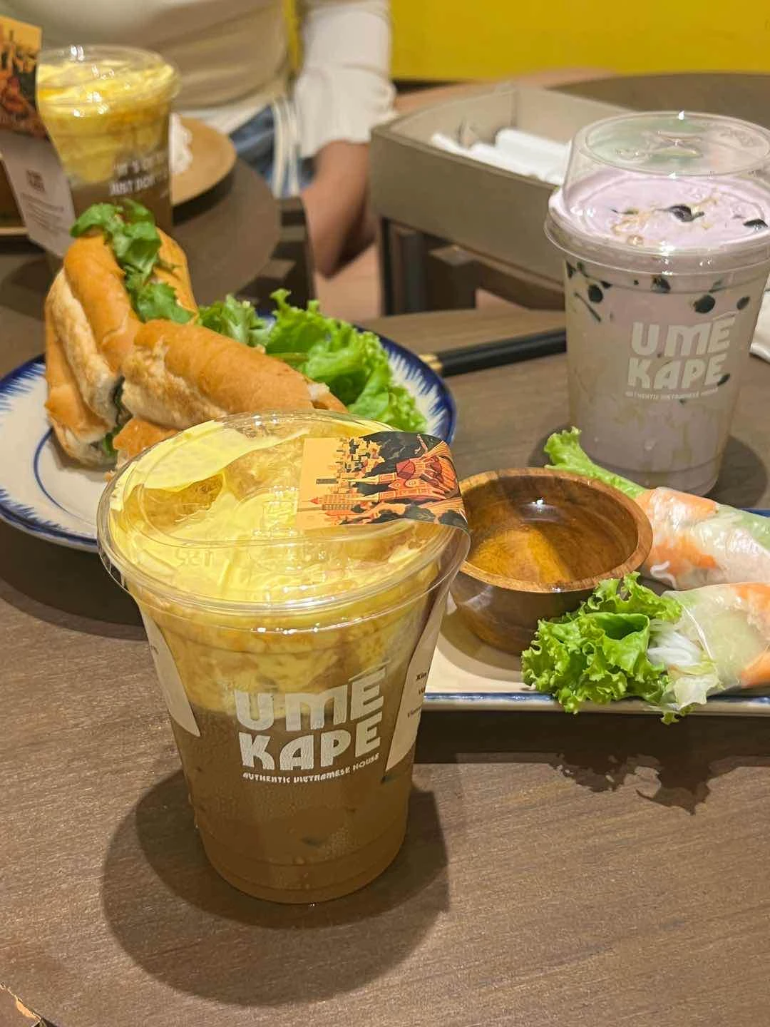 Egg coffee & Banh Mi